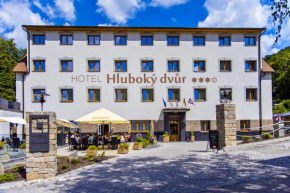 Wellness Hotel Hluboký Dvůr, Hrubá Voda